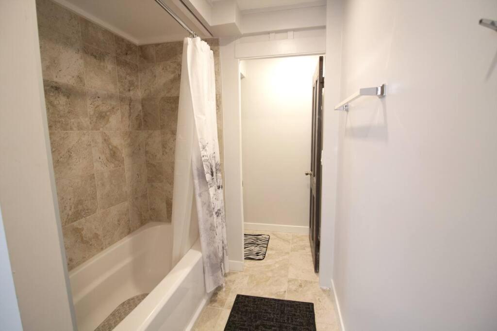 Spacious Guest Suite Amazing Location 圣地亚哥 外观 照片
